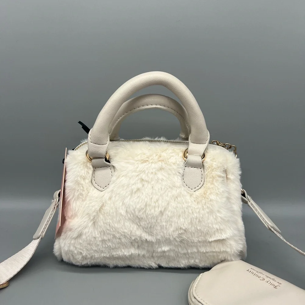 Juicy couture semi charmed satchel purse